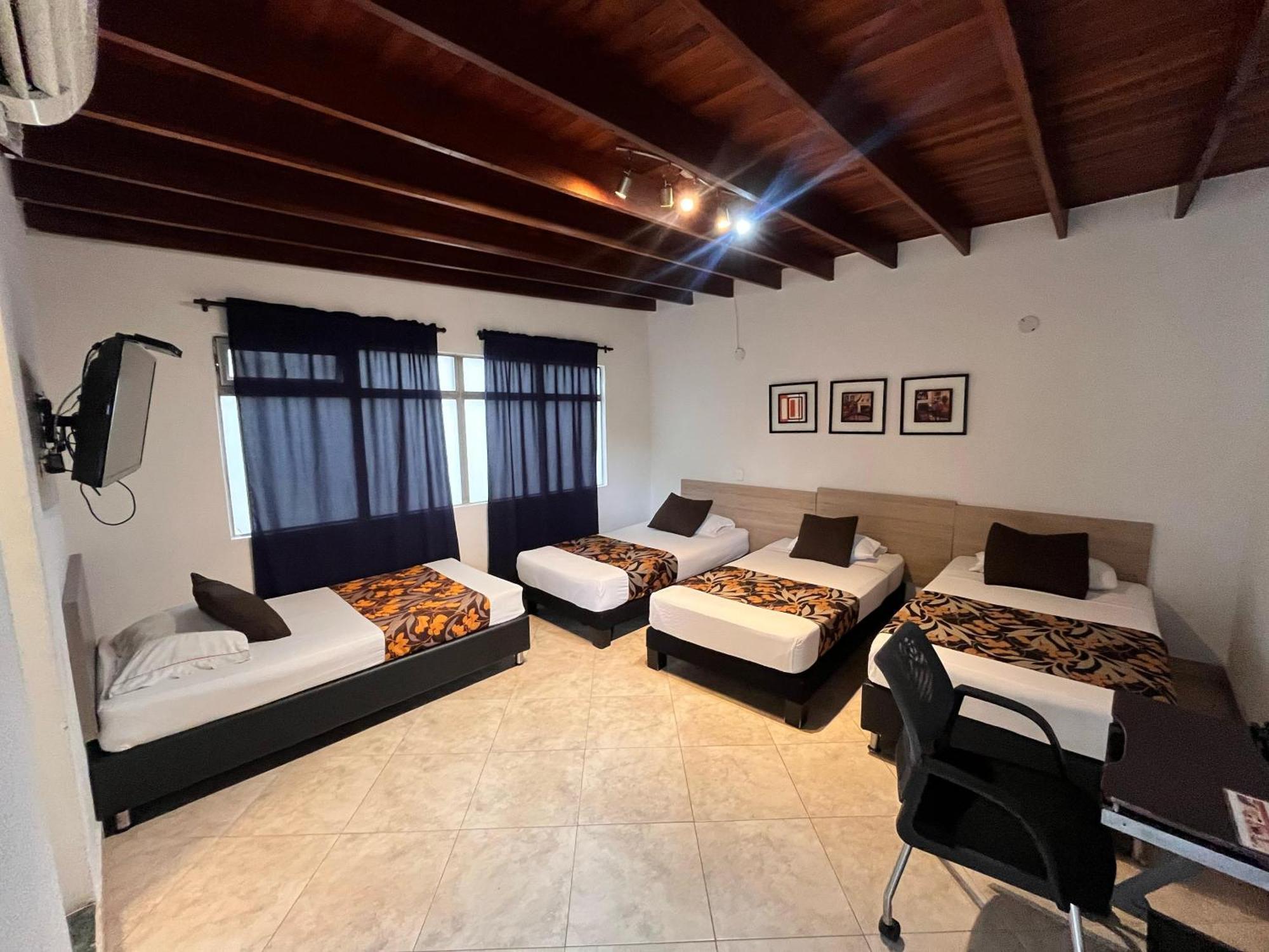 Hotel Quinta Avenida Μεντεγίν Εξωτερικό φωτογραφία