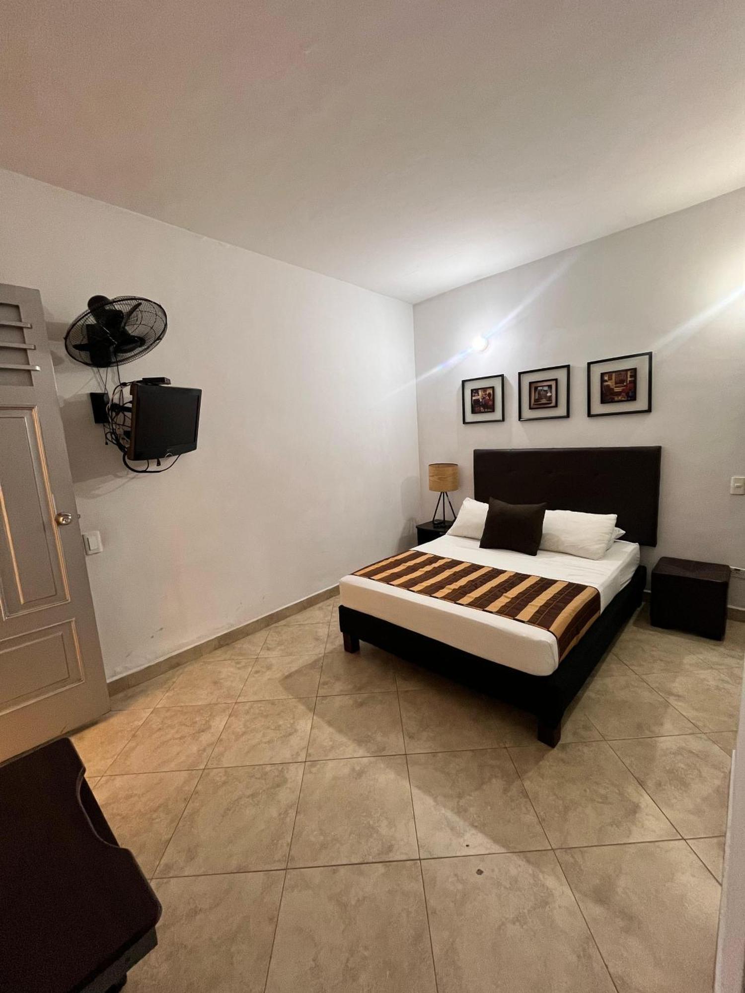 Hotel Quinta Avenida Μεντεγίν Εξωτερικό φωτογραφία